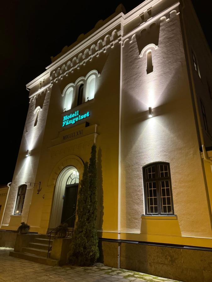 Hotell Faengelset Vaestervik ภายนอก รูปภาพ